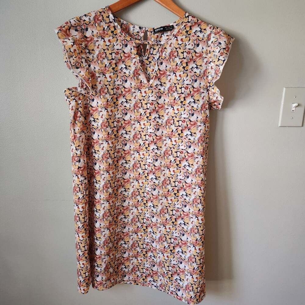 SHEIN Allover Floral Print Ruffle Sleeve Plicated Detail Dress